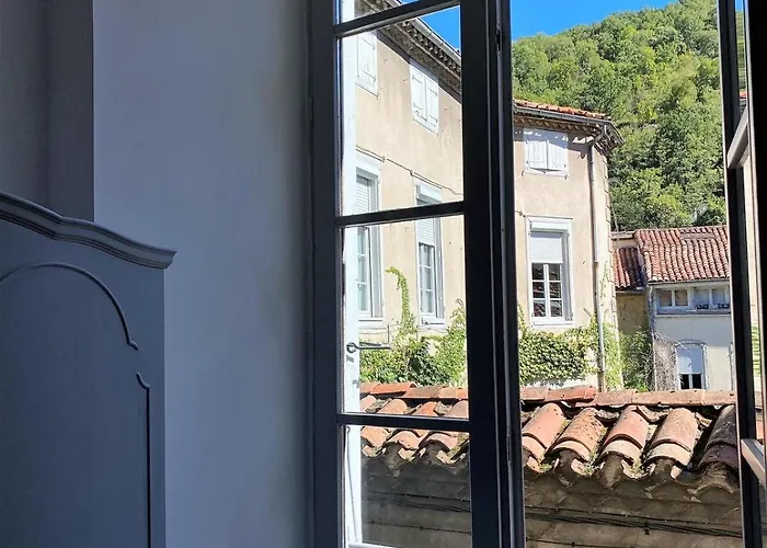 2 Pièces élégant Calme Parking Sur Place *