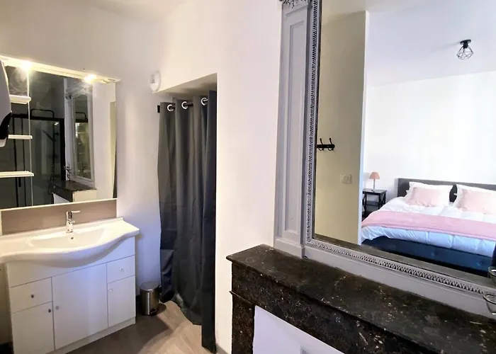 2 Pièces élégant Calme Parking Sur Place